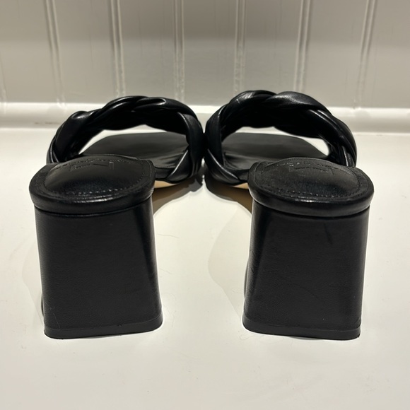 Marc Fisher Cerita Slide Sandals. 7M Black - Picture 5 of 6